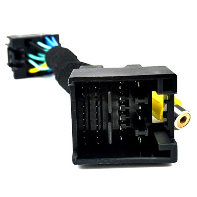 Adapter zum Anschluss einer Rückfahrkamera für Ford Focus Mk4