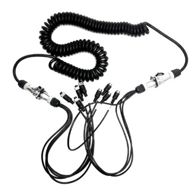 Flexibler vierpoliger Adapter zum Anschluss von Kameras an einem Anhänger oder Auflieger männlich / weiblich